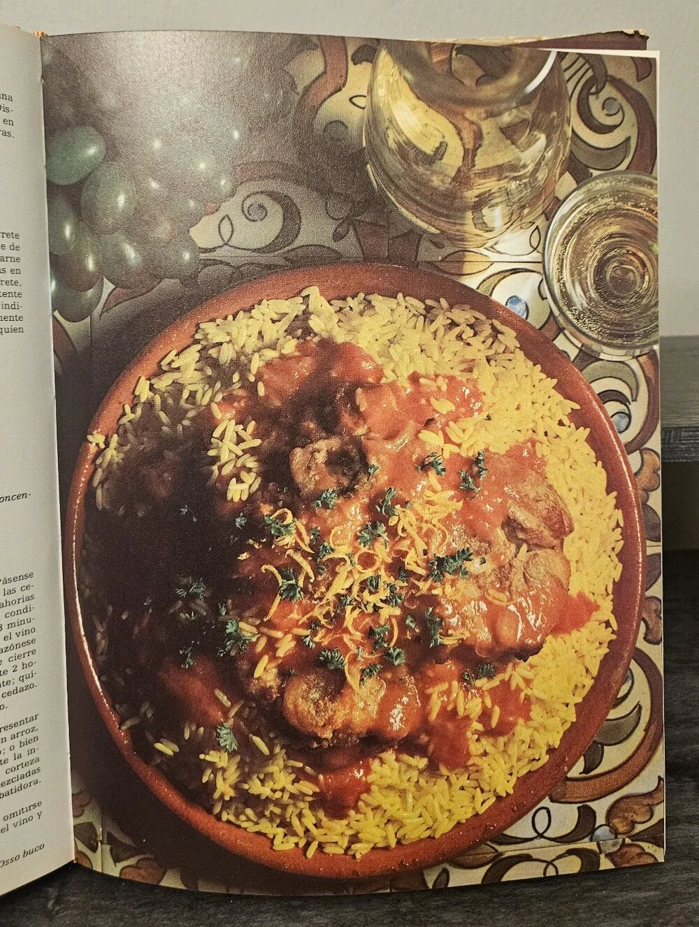 Vintage Cocina Clásica Cookbook by Marguerite Patten (Spanish Edition)